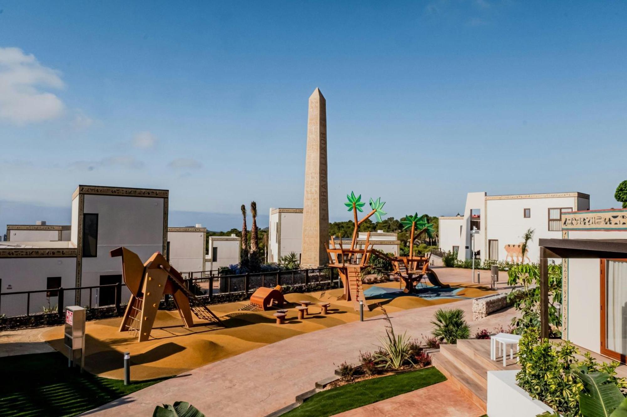 Four Points By Sheraton Costa Blanca Villas Benidorm Exterior foto